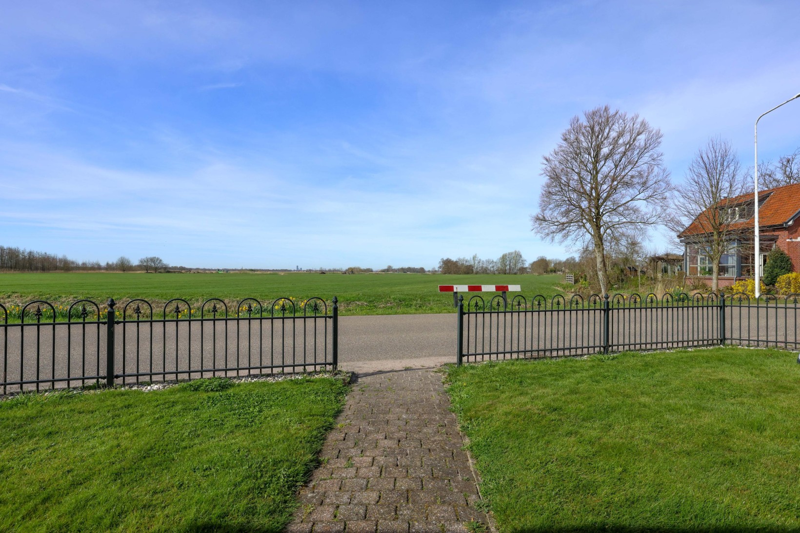 Vrijstaande woning te koop: Rinia van Nautaweg 6, Gytsjerk