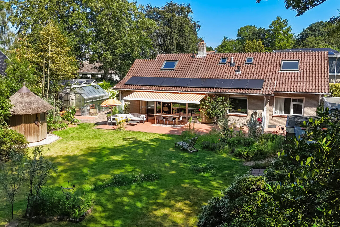 Vrijstaande woning te koop: Heemstrasingel 6, Oentsjerk