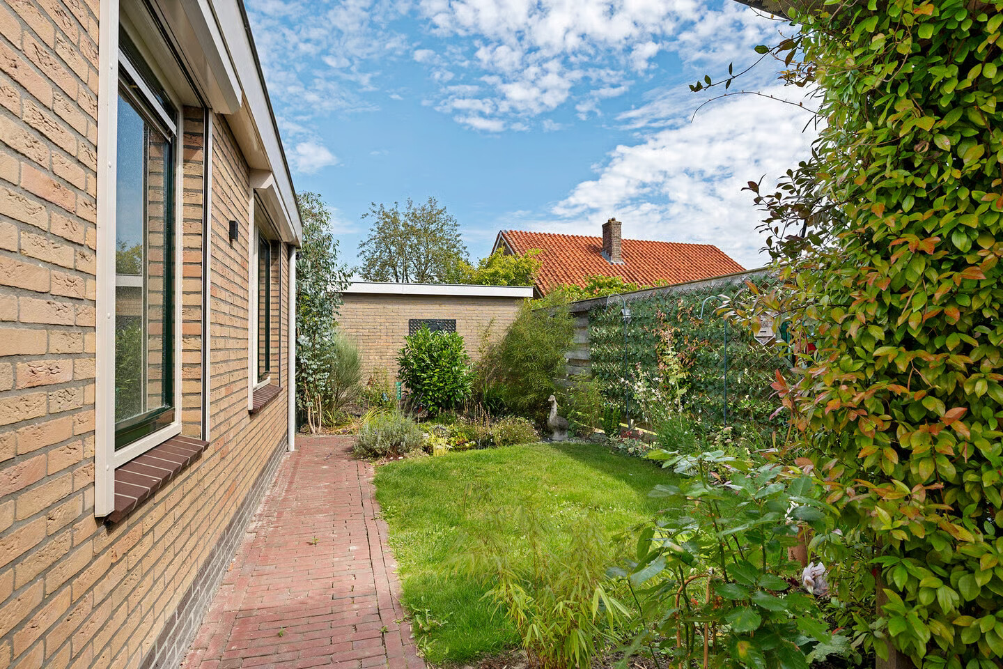 Vrijstaande woning te koop: Lage Herenweg 1B, Marrum