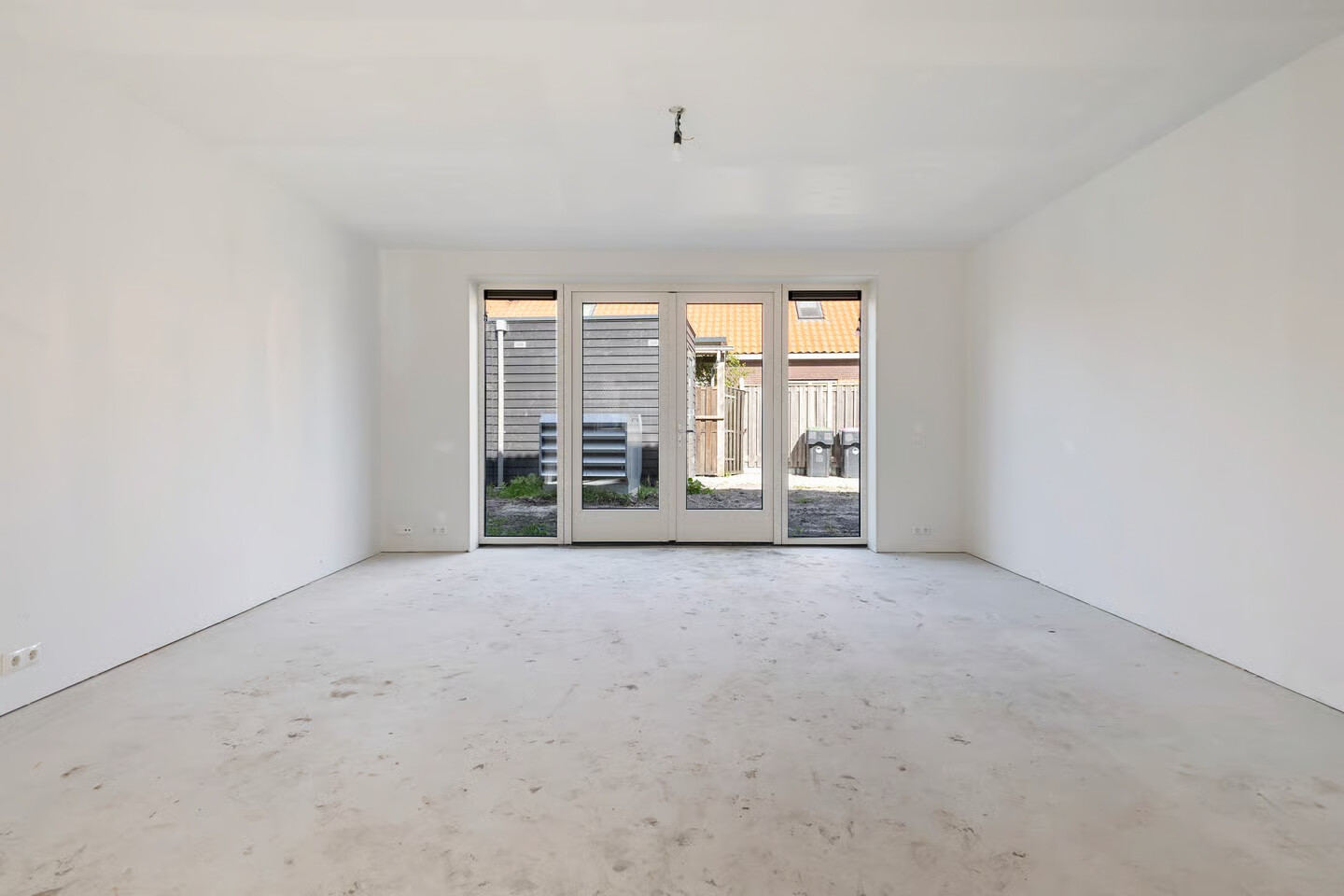 Tussenwoning te koop: Sinnebuorren 1C, Marrum