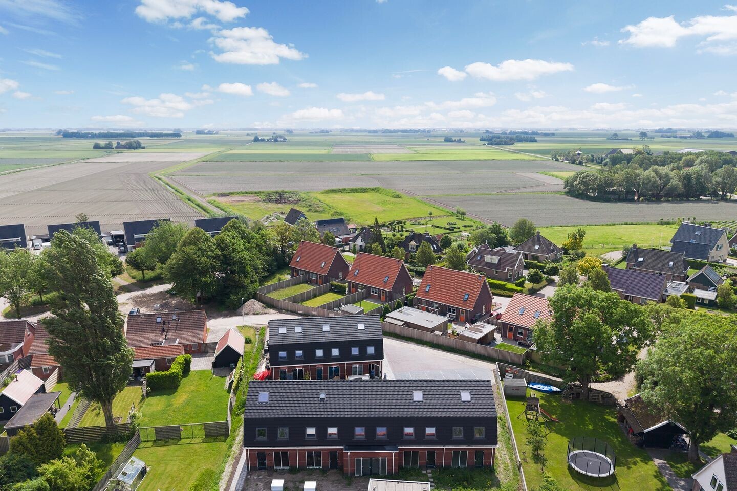 Tussenwoning te koop: Sinnebuorren 1C, Marrum