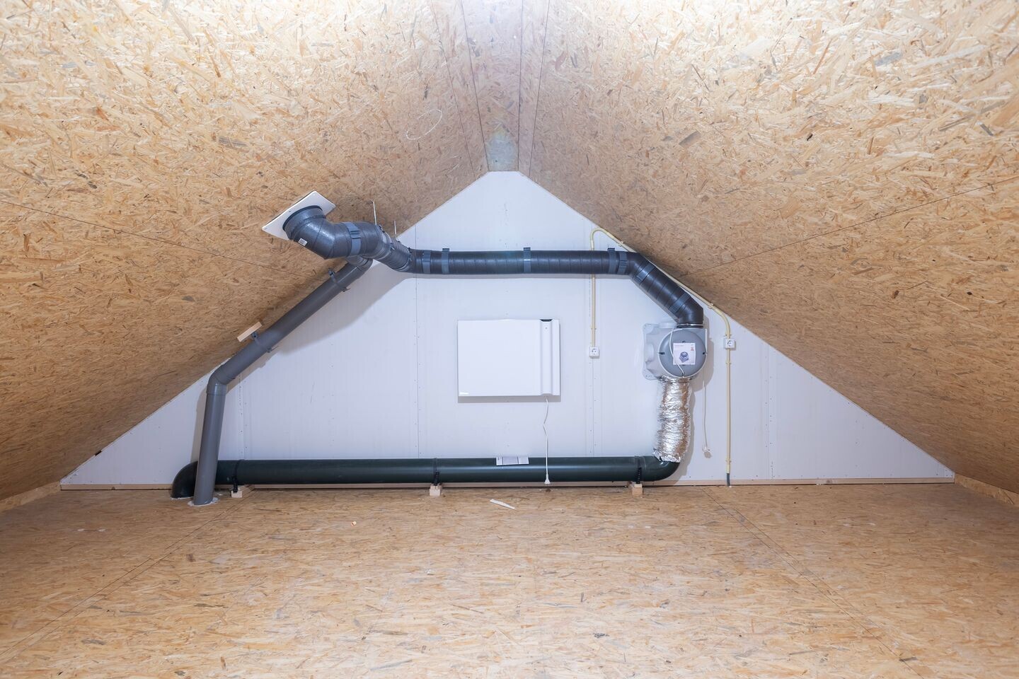 Tussenwoning te koop: Sinnebuorren 1C, Marrum