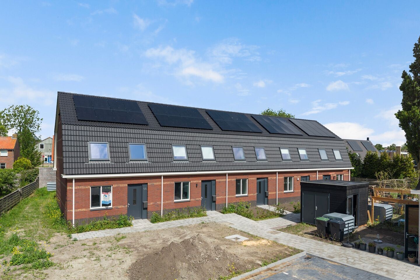 Tussenwoning te koop: Sinnebuorren 1C, Marrum