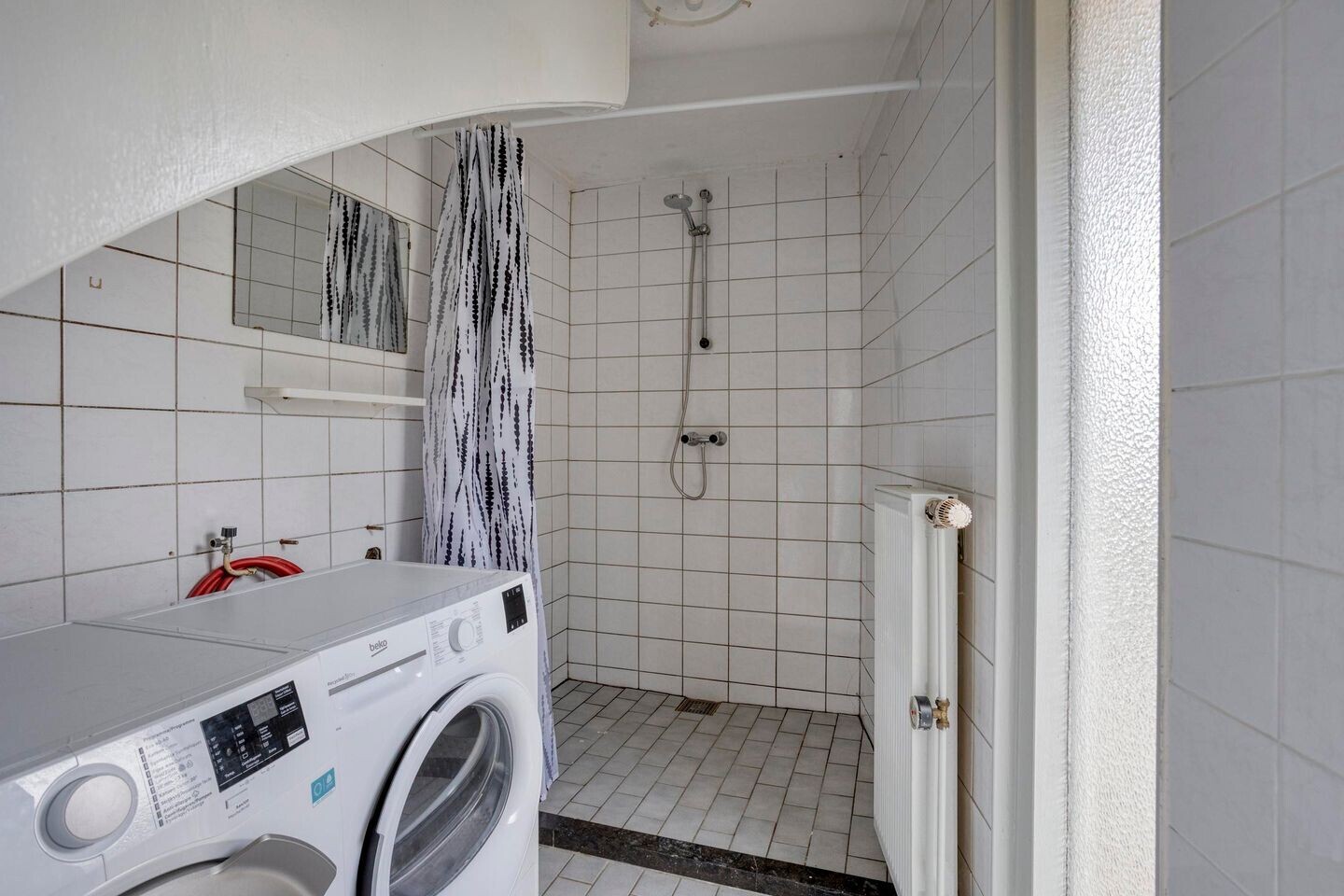 Twee-onder-één-kap te koop: Westfrisestraat 14, St.-Annaparochie