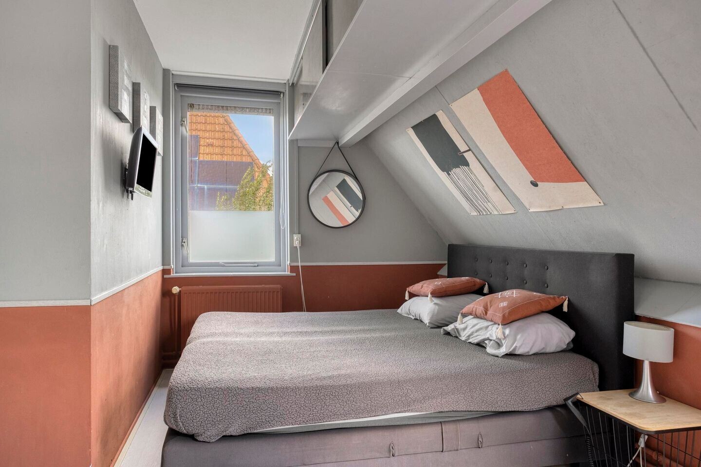 Twee-onder-één-kap te koop: Westfrisestraat 14, St.-Annaparochie