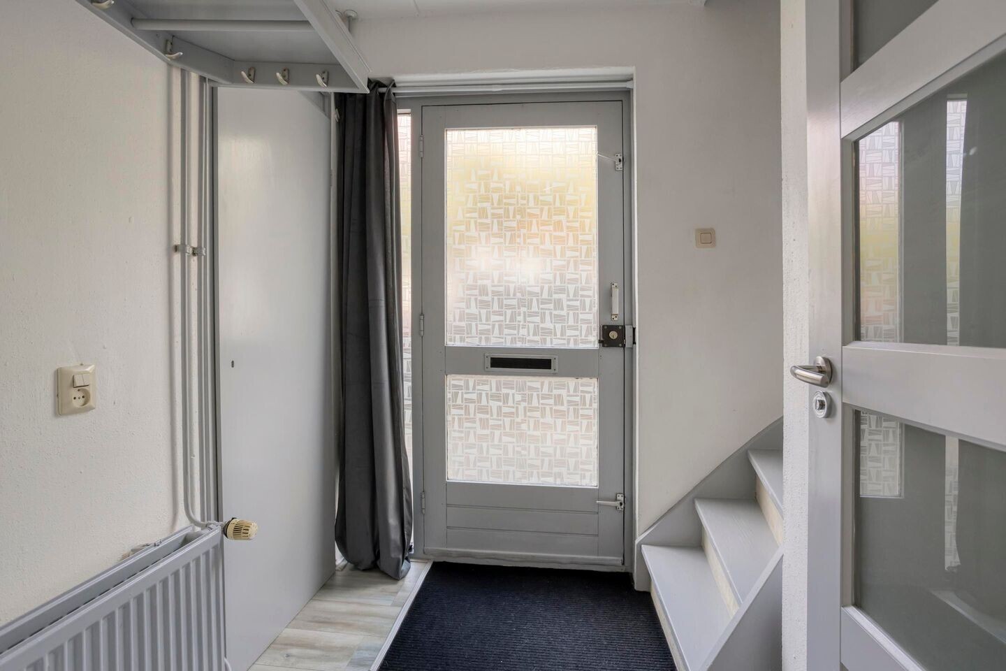 Twee-onder-één-kap te koop: Westfrisestraat 14, St.-Annaparochie