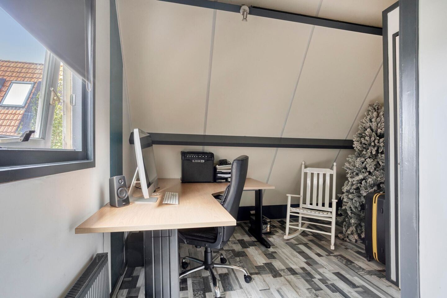 Twee-onder-één-kap te koop: Westfrisestraat 14, St.-Annaparochie