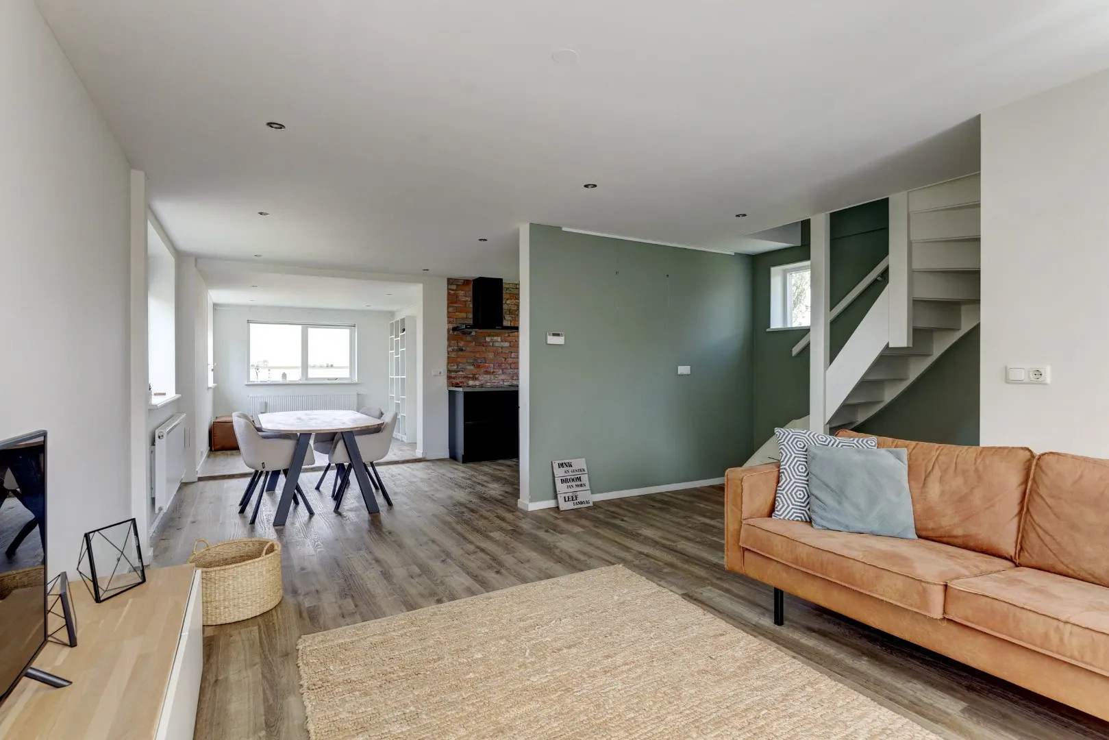 Vrijstaande woning te koop: Oudebildtdijk 208, St.-Annaparochie