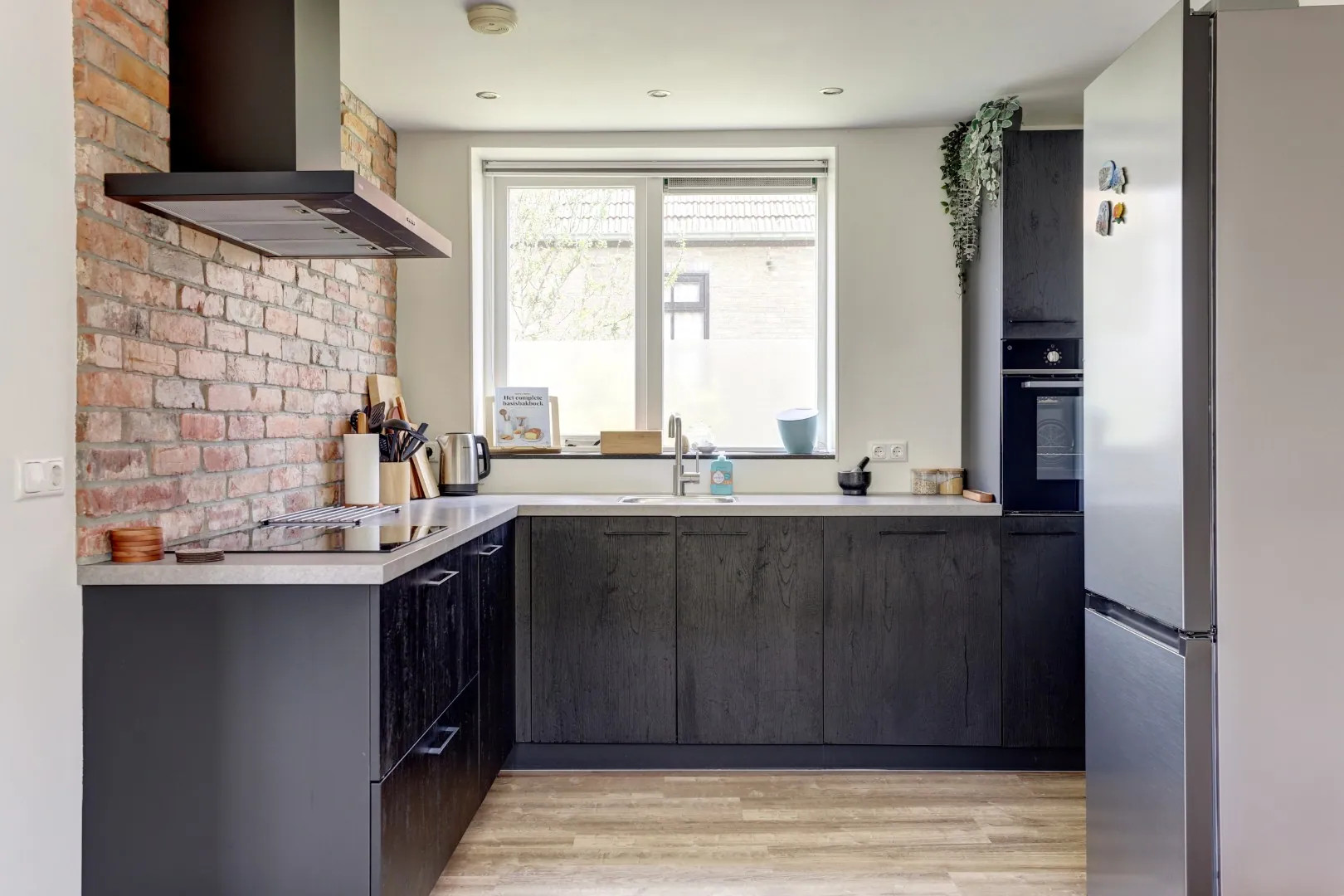 Vrijstaande woning te koop: Oudebildtdijk 208, St.-Annaparochie