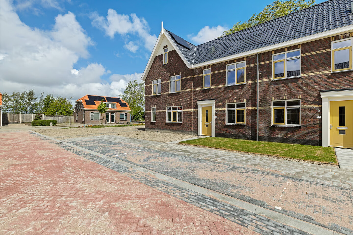 Woning te koop: van Wijngaardenstraat 82, St.-Jacobiparochie