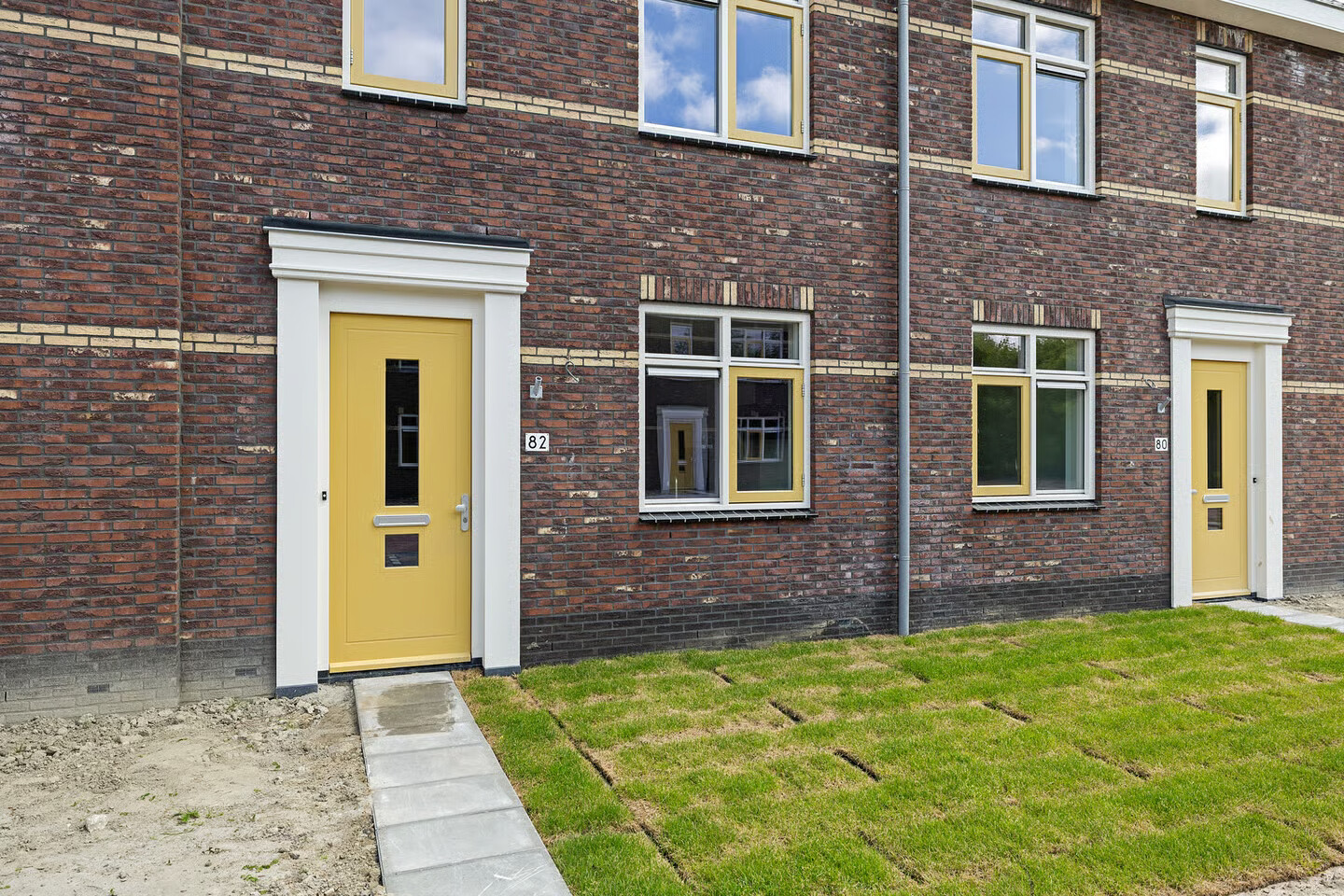 Woning te koop: van Wijngaardenstraat 82, St.-Jacobiparochie