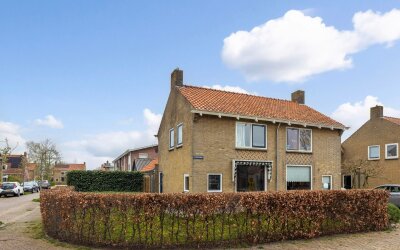 Claes Barthoutstraat 2