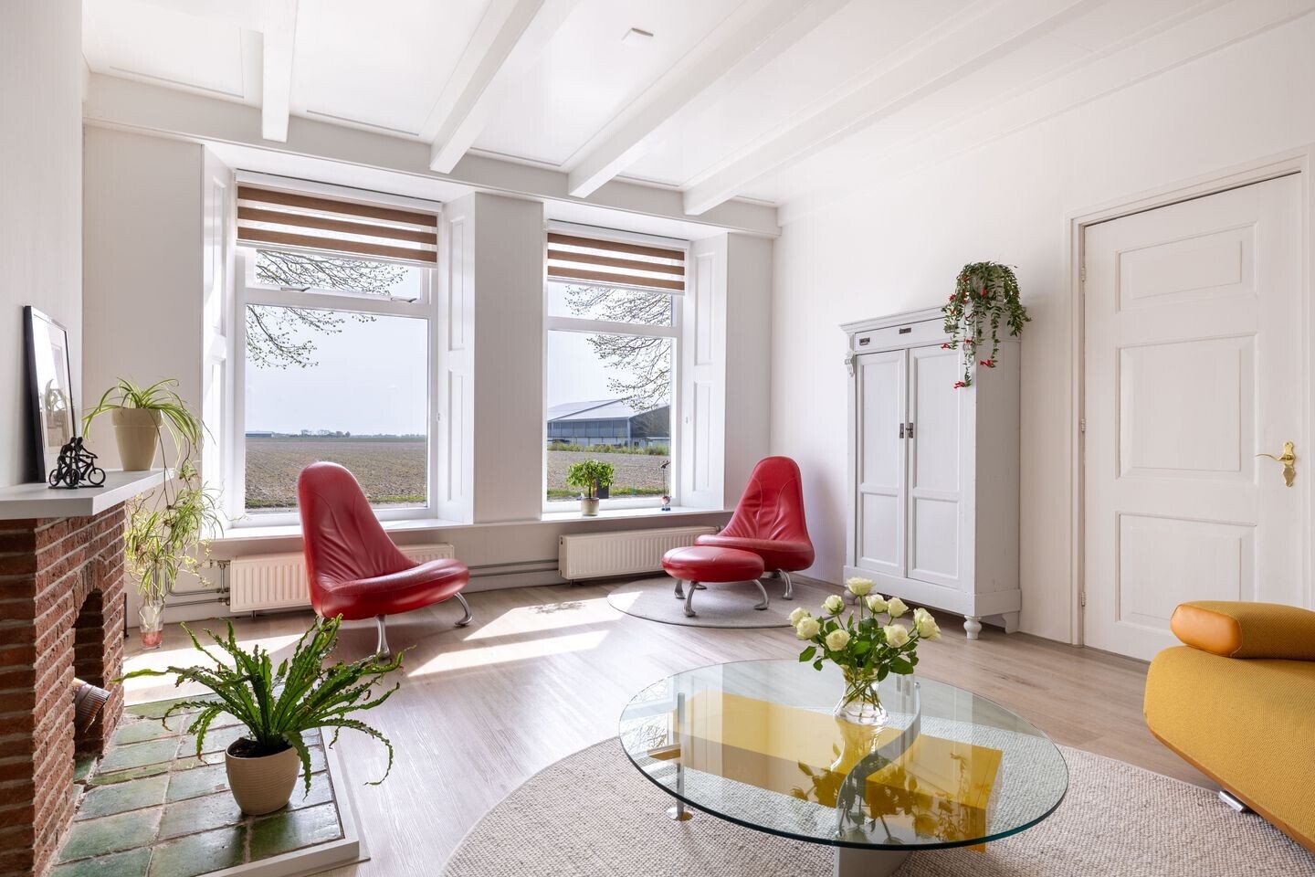 Vrijstaande woning te koop: Oudebildtdijk 666, St.-Jacobiparochie