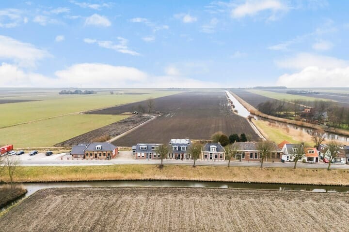Vrijstaande woning te koop: Oudebildtdijk 668, St.-Jacobiparochie