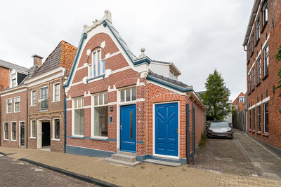 Stenendam 6