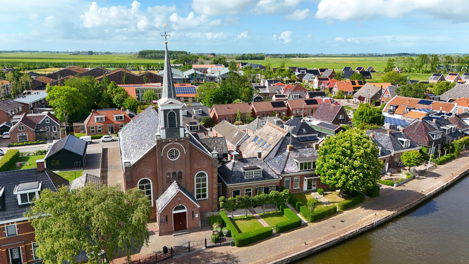 Vrijstaande woning te koop: Ds.R.H.Kuipersstraat 6, Burdaard