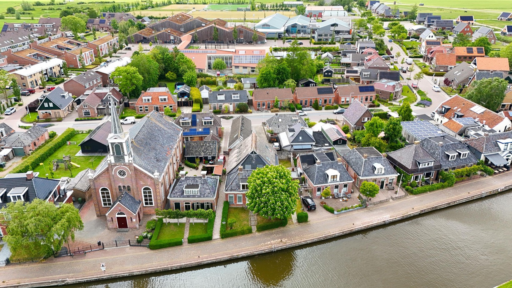 Vrijstaande woning te koop: Ds.R.H.Kuipersstraat 6, Burdaard