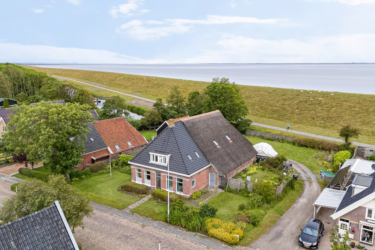 Vrijstaande woning te koop: Ternaarderwei 20, Wierum