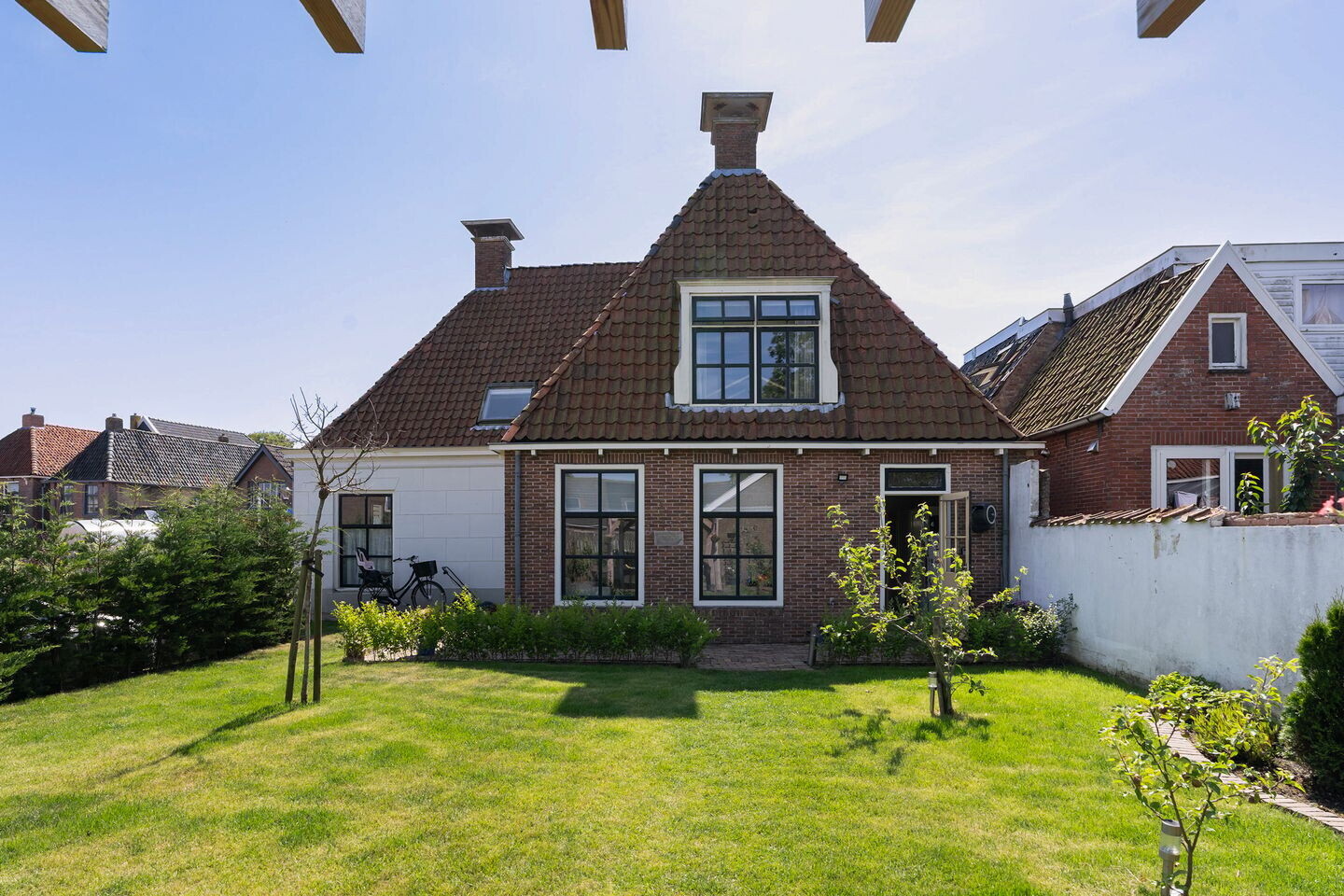 Vrijstaande woning te koop: Hoofdstraat 29, Ferwert