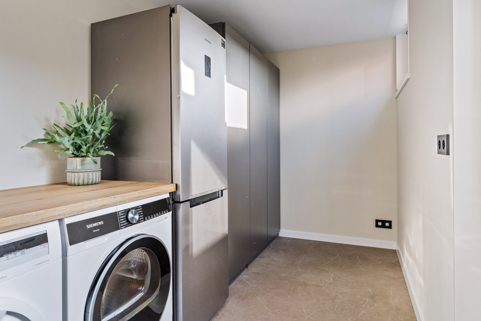 Tussenwoning te koop: De Ee 46, Drachten