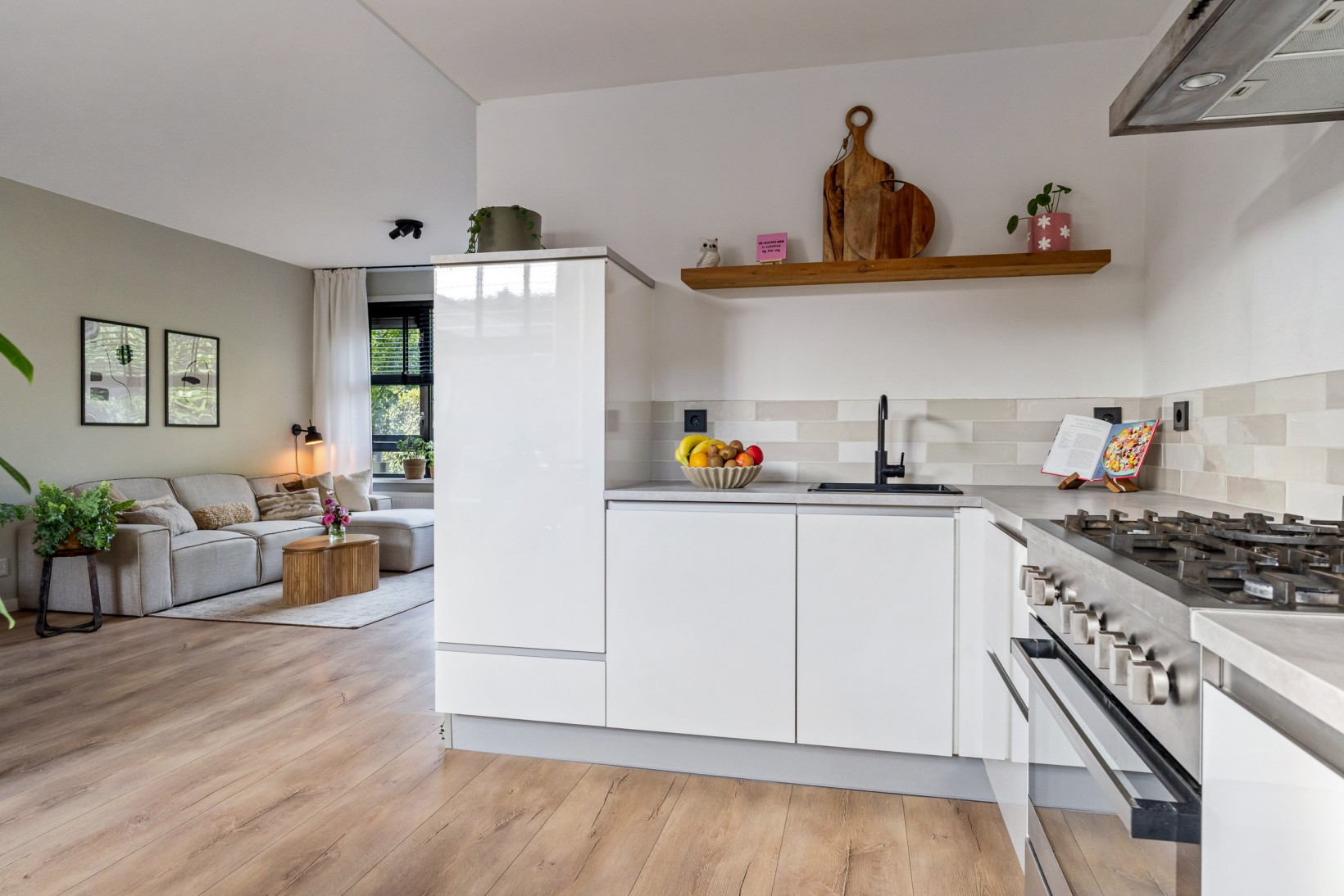 Tussenwoning te koop: De Ee 46, Drachten
