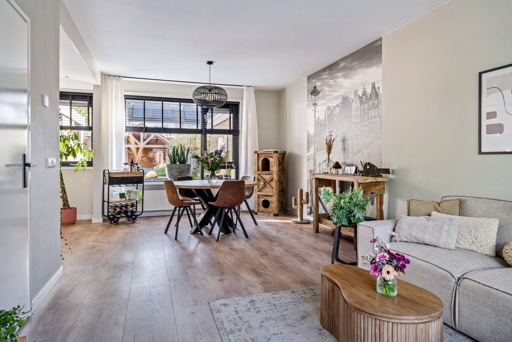 Tussenwoning te koop: De Ee 46, Drachten
