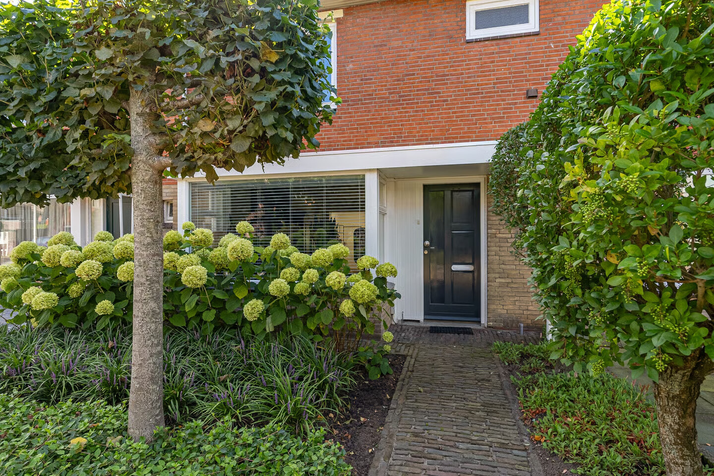 Tussenwoning te koop: Blauwverversregel 17, Drachten