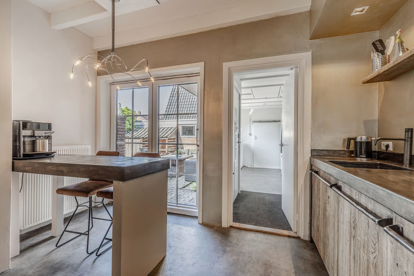 Vrijstaande woning te koop: H.B.S.-straat 25, Drachten