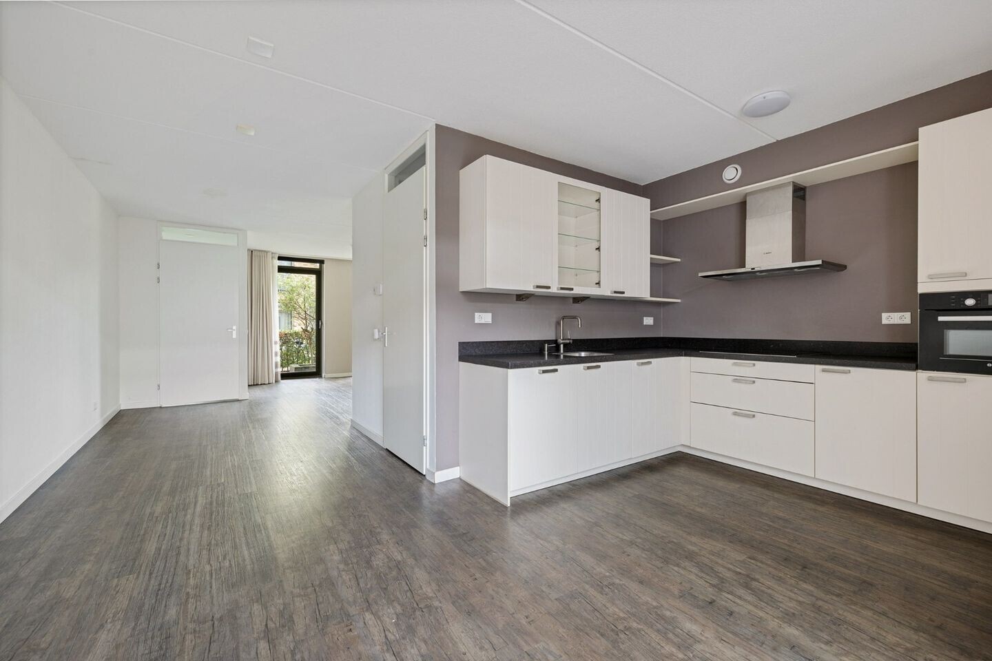 Tussenwoning te koop: Meerkoetstraat 29, Drachten