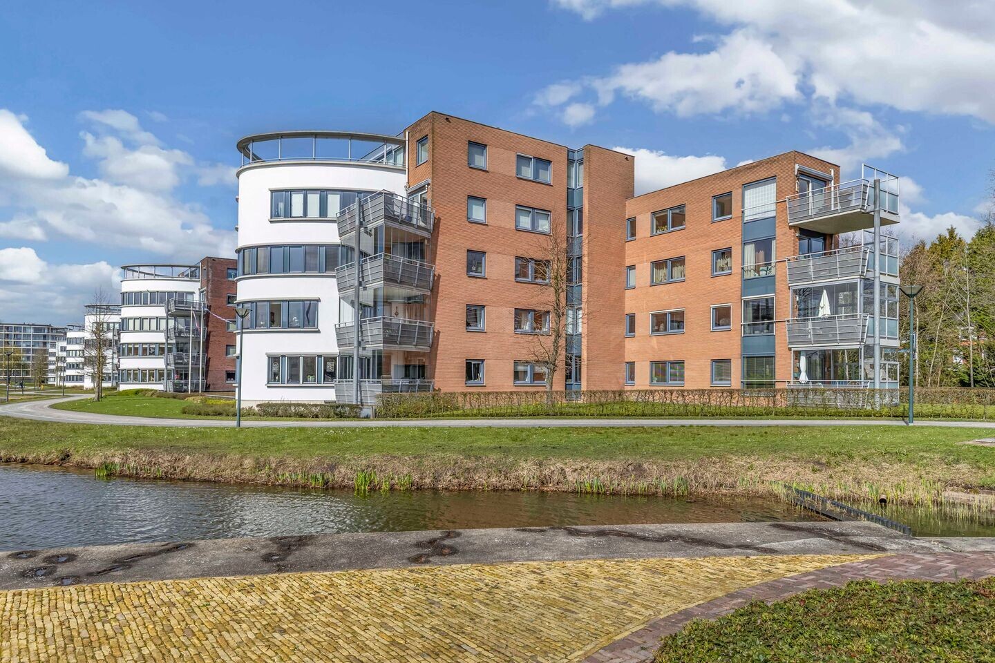 Appartement te koop: Mevrouw De Rooweg 7, Drachten