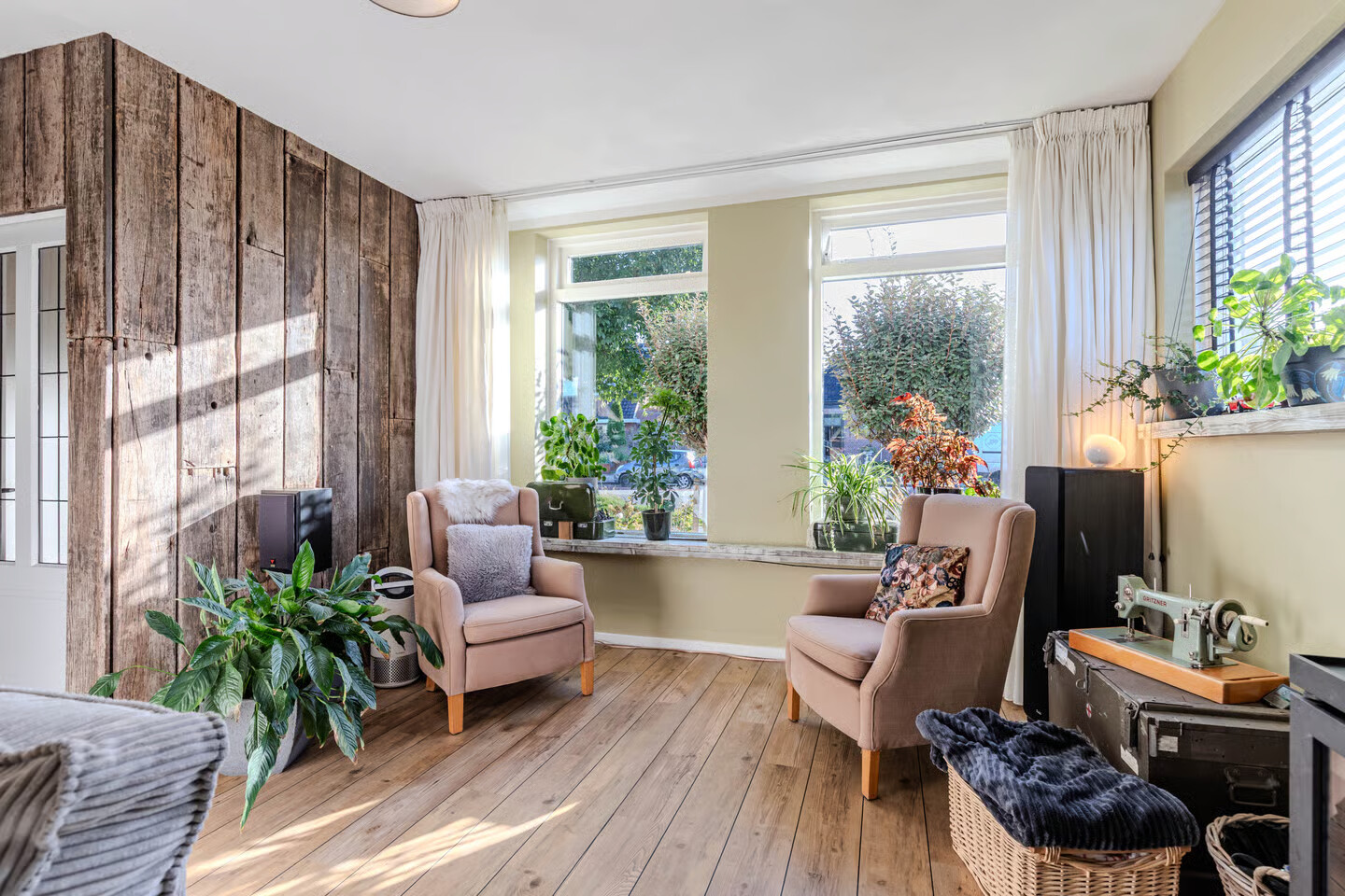 Vrijstaande woning te koop: Zuiderdwarsvaart 26, Drachten