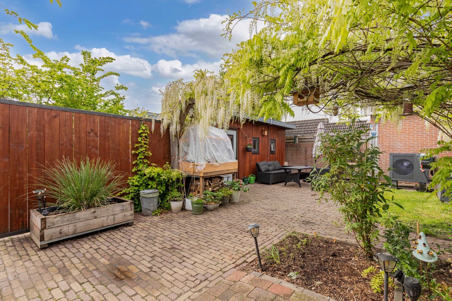Vrijstaande woning te koop: Zuiderdwarsvaart 26, Drachten