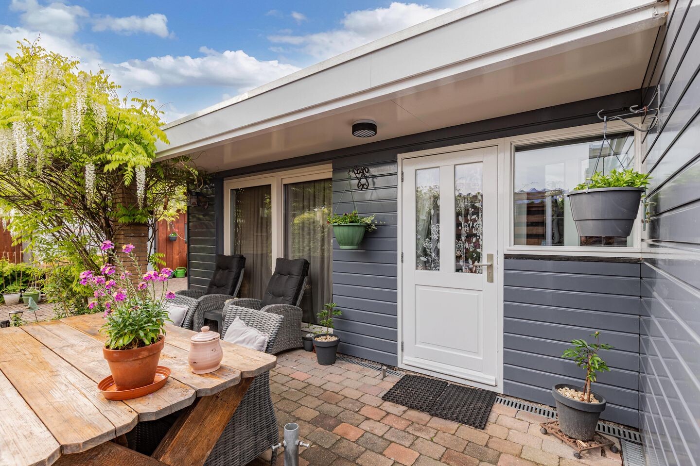 Vrijstaande woning te koop: Zuiderdwarsvaart 26, Drachten