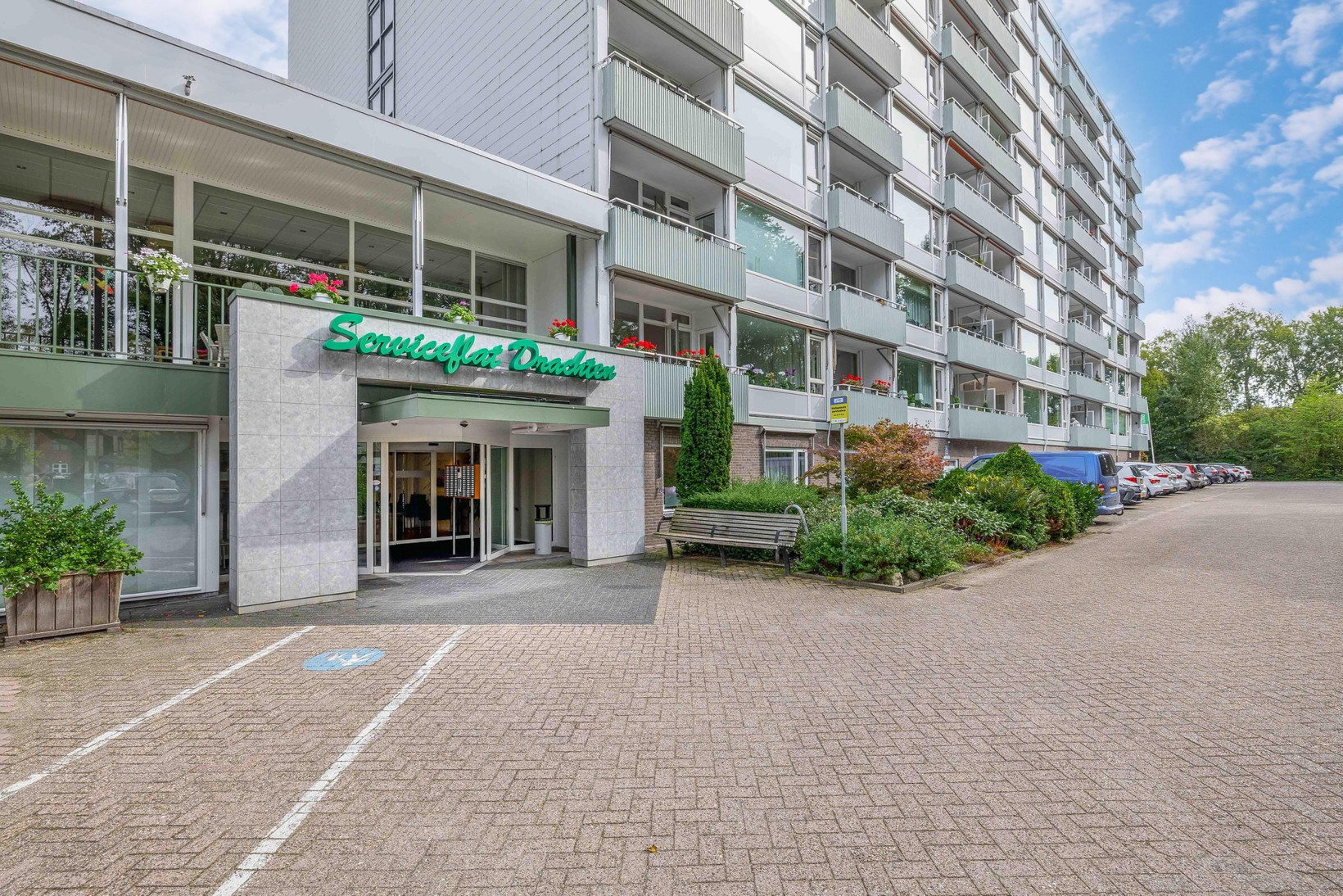 Appartement te koop: Burgemeester Wuiteweg 253, Drachten