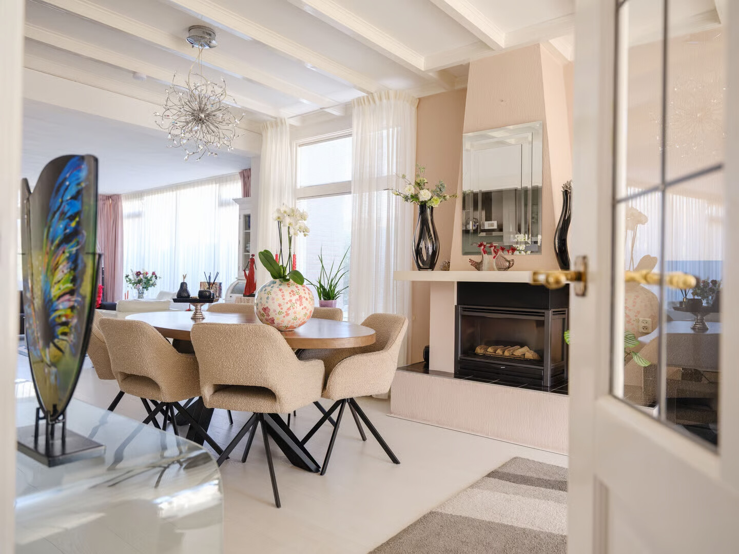 Vrijstaande woning te koop: Burgemeester Wuiteweg 102, Drachten