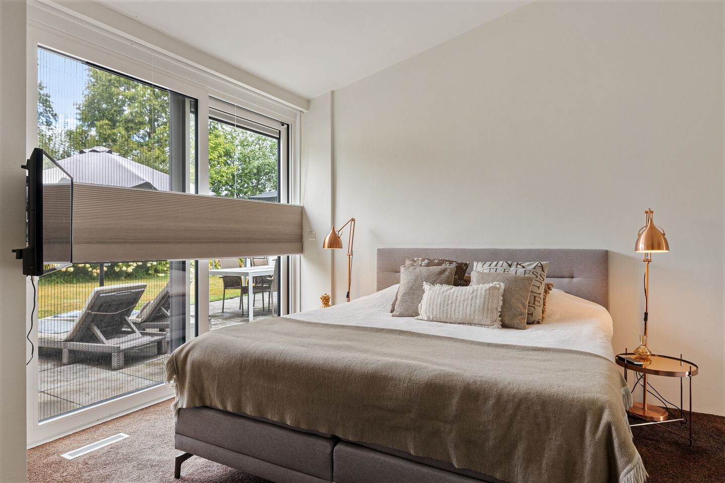 Vrijstaande woning te koop: Lijsterbeswal 3, Drachten