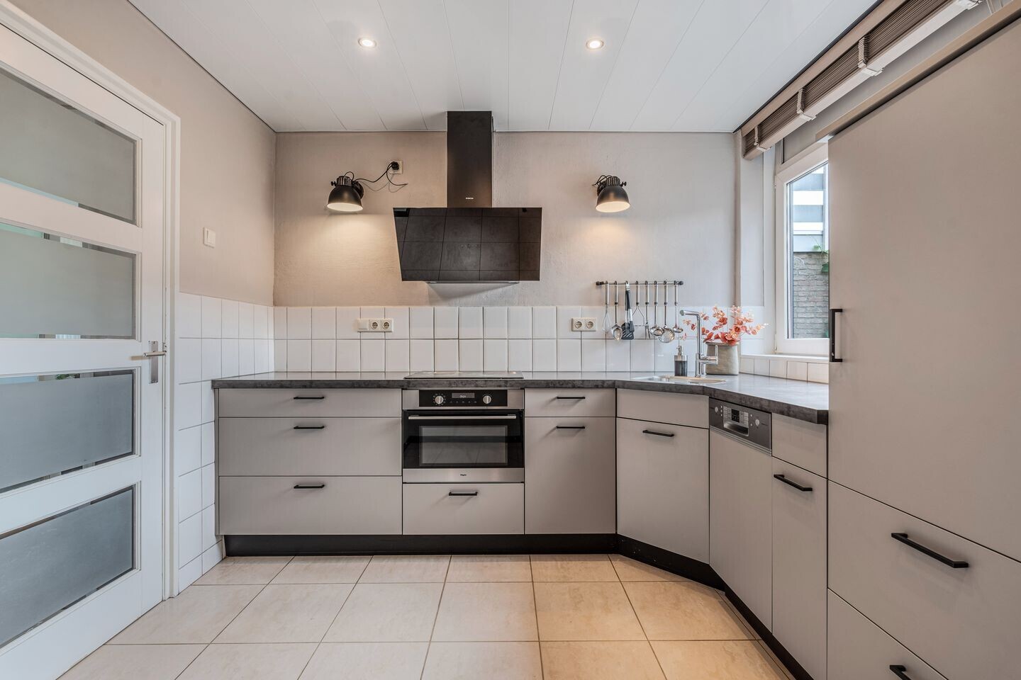 Tussenwoning te koop: Ietje Kooistrastraat 11, Drachten