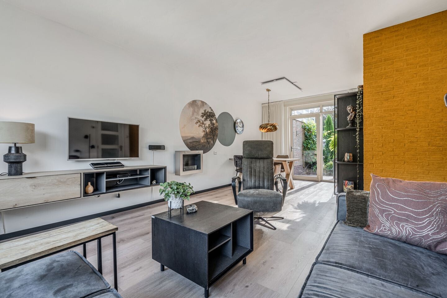 Tussenwoning te koop: Ietje Kooistrastraat 11, Drachten