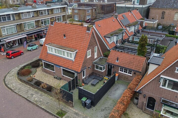 Vrijstaande woning te koop: Jan Gelinde van Blomstraat 11, Drachten