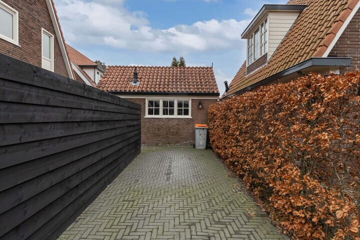 Vrijstaande woning te koop: Jan Gelinde van Blomstraat 11, Drachten