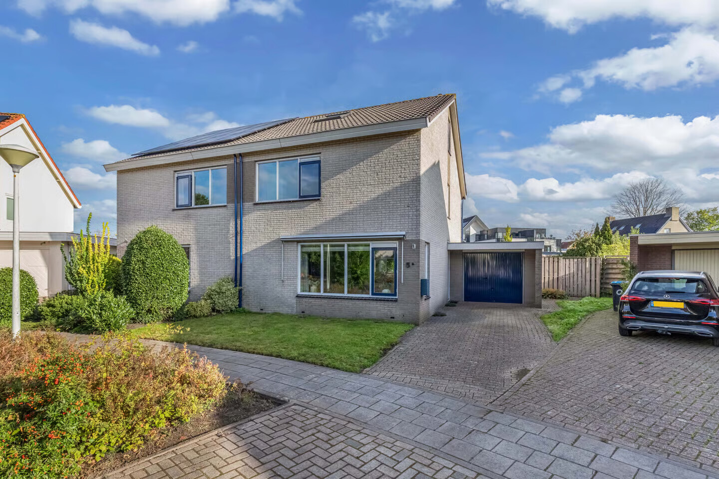 Twee-onder-één-kap te koop: Korenmolen 5A, Drachten