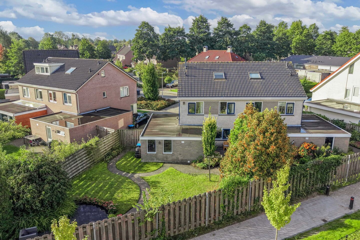 Twee-onder-één-kap te koop: Korenmolen 5A, Drachten