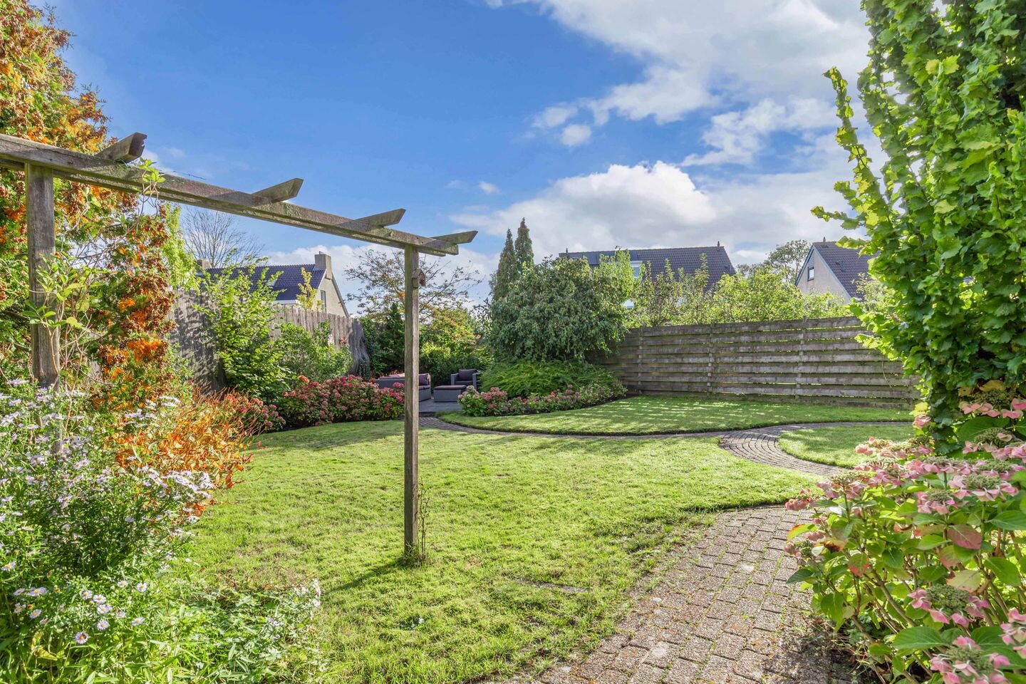 Twee-onder-één-kap te koop: Korenmolen 5A, Drachten
