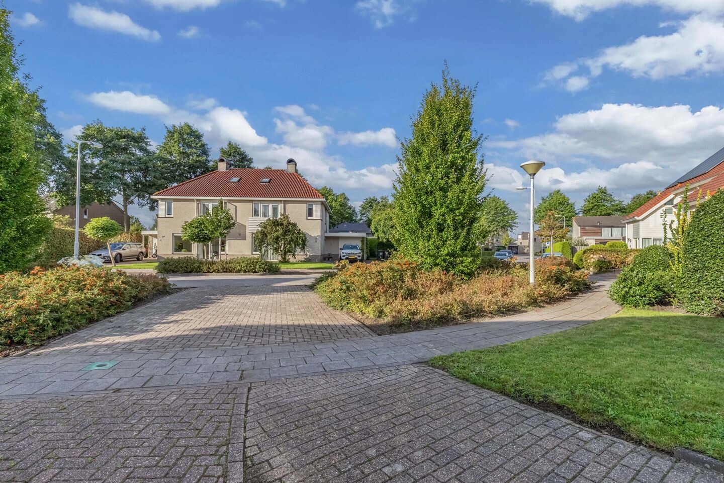 Twee-onder-één-kap te koop: Korenmolen 5A, Drachten