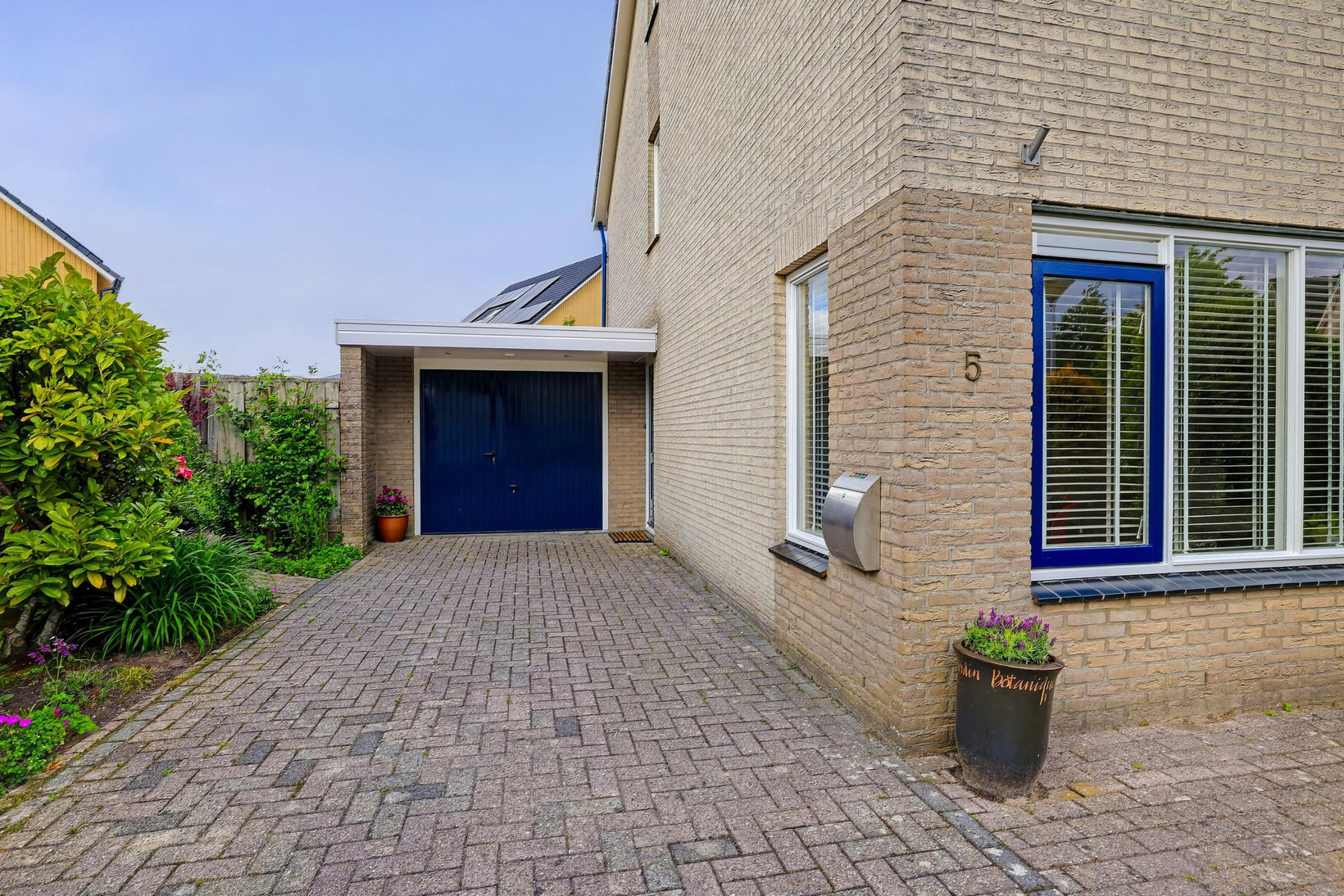 Twee-onder-één-kap te koop: Korenmolen 5, Drachten