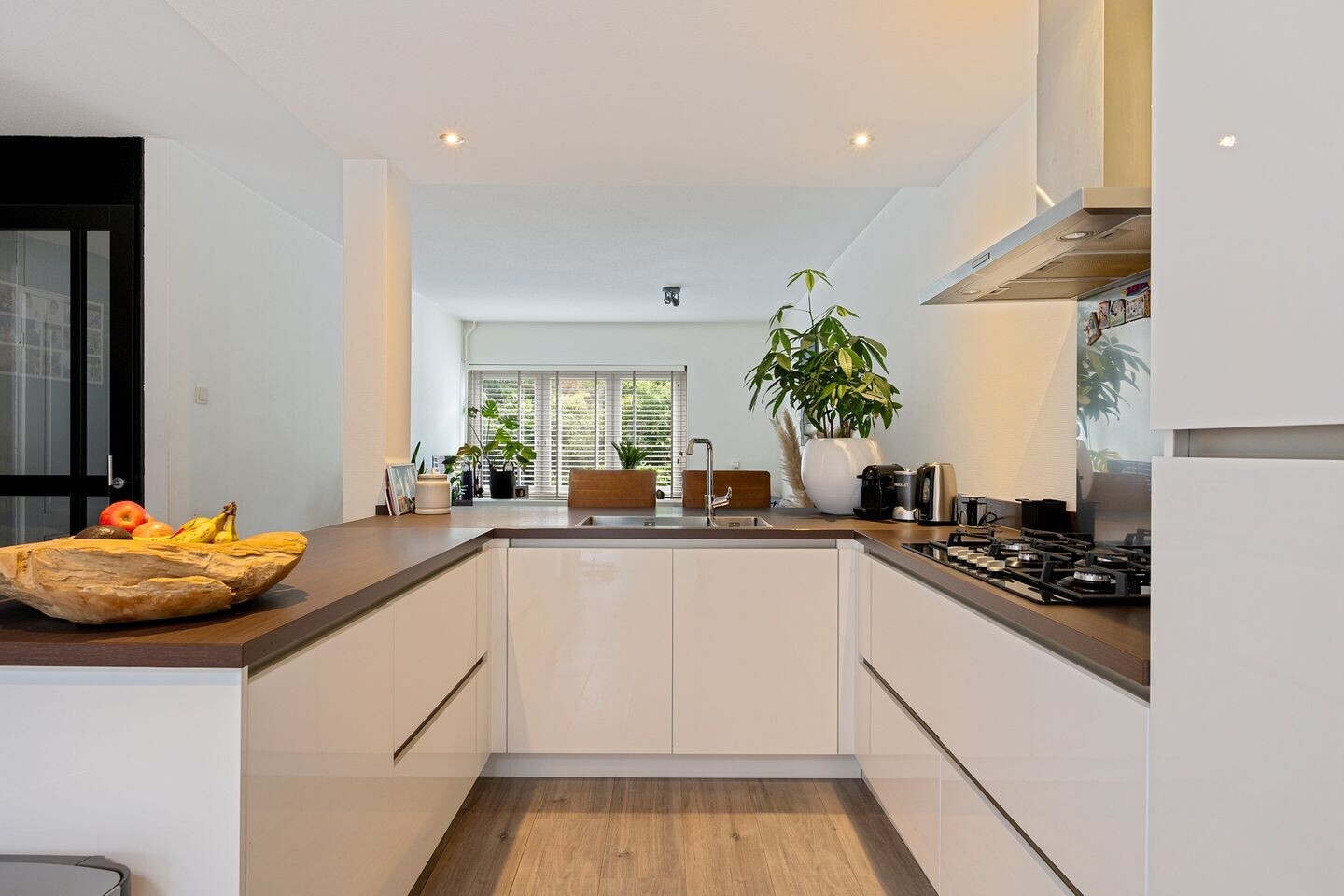 Tussenwoning te koop: Dollard 158, Drachten