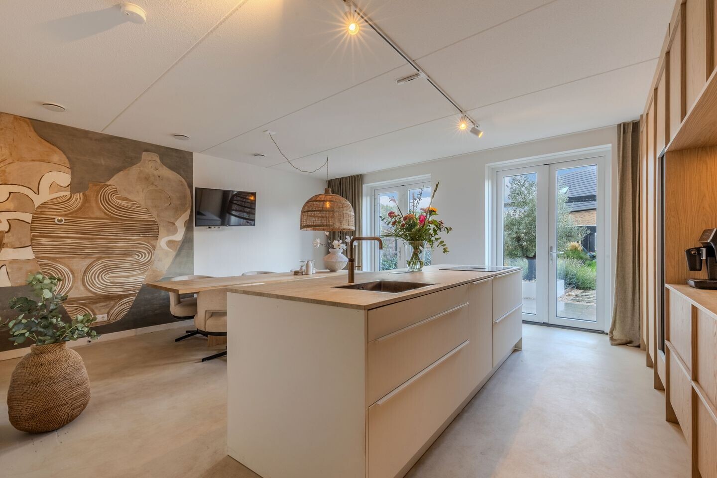 Tussenwoning te koop: Rinze Wibbelinkstraat 15, Drachten