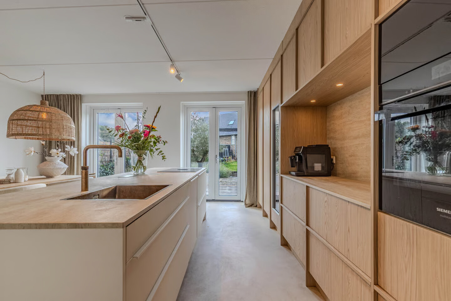 Tussenwoning te koop: Rinze Wibbelinkstraat 15, Drachten