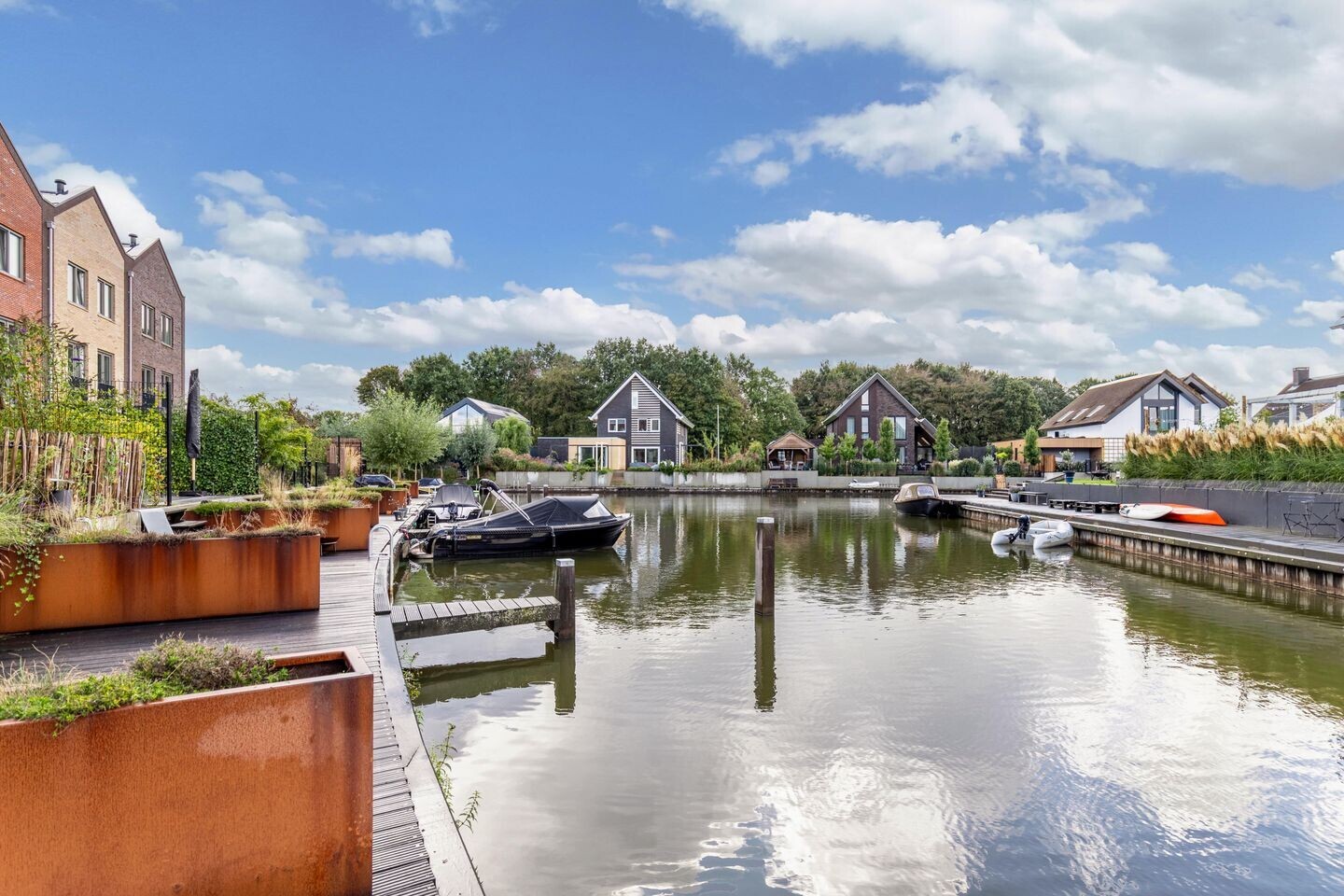 Tussenwoning te koop: Rinze Wibbelinkstraat 15, Drachten