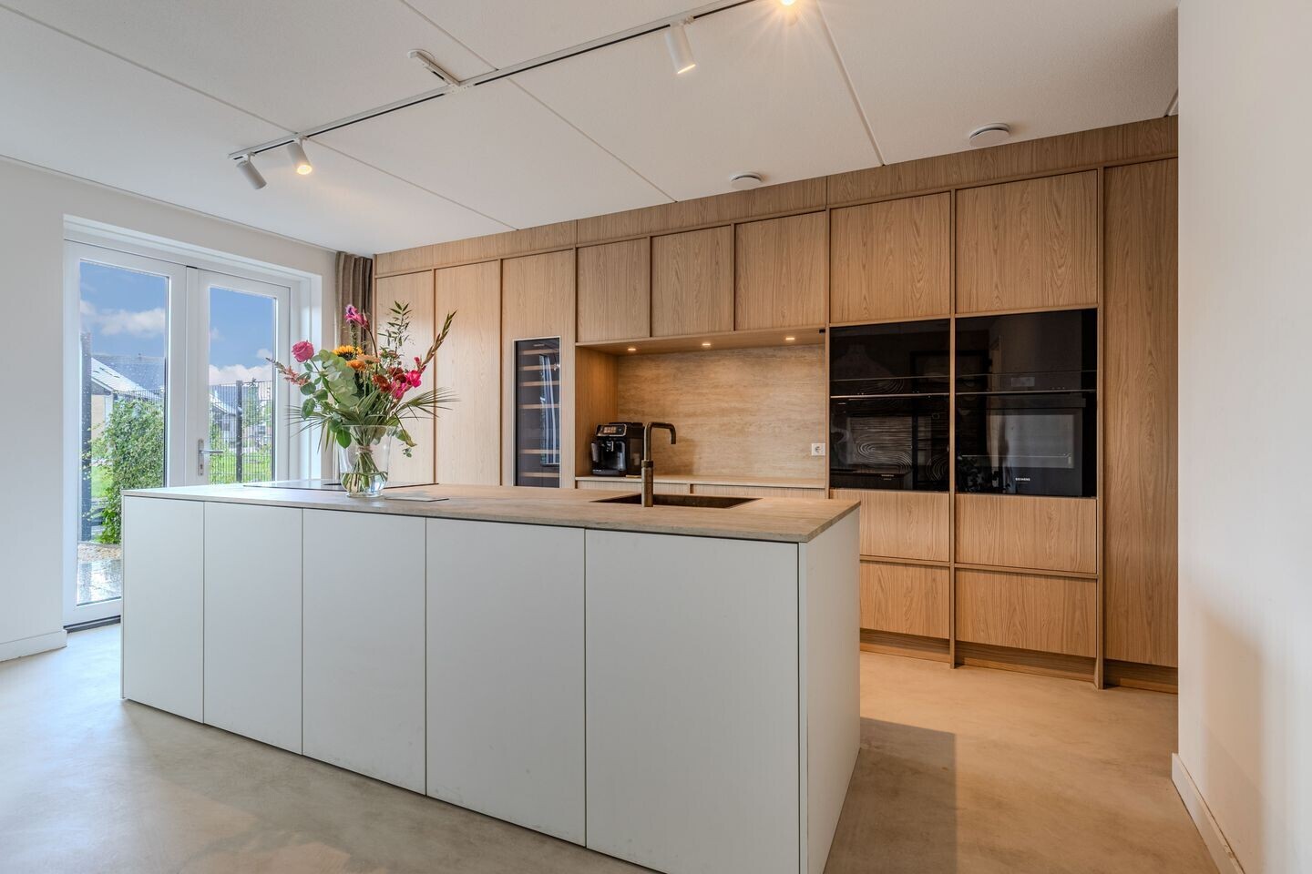 Tussenwoning te koop: Rinze Wibbelinkstraat 15, Drachten
